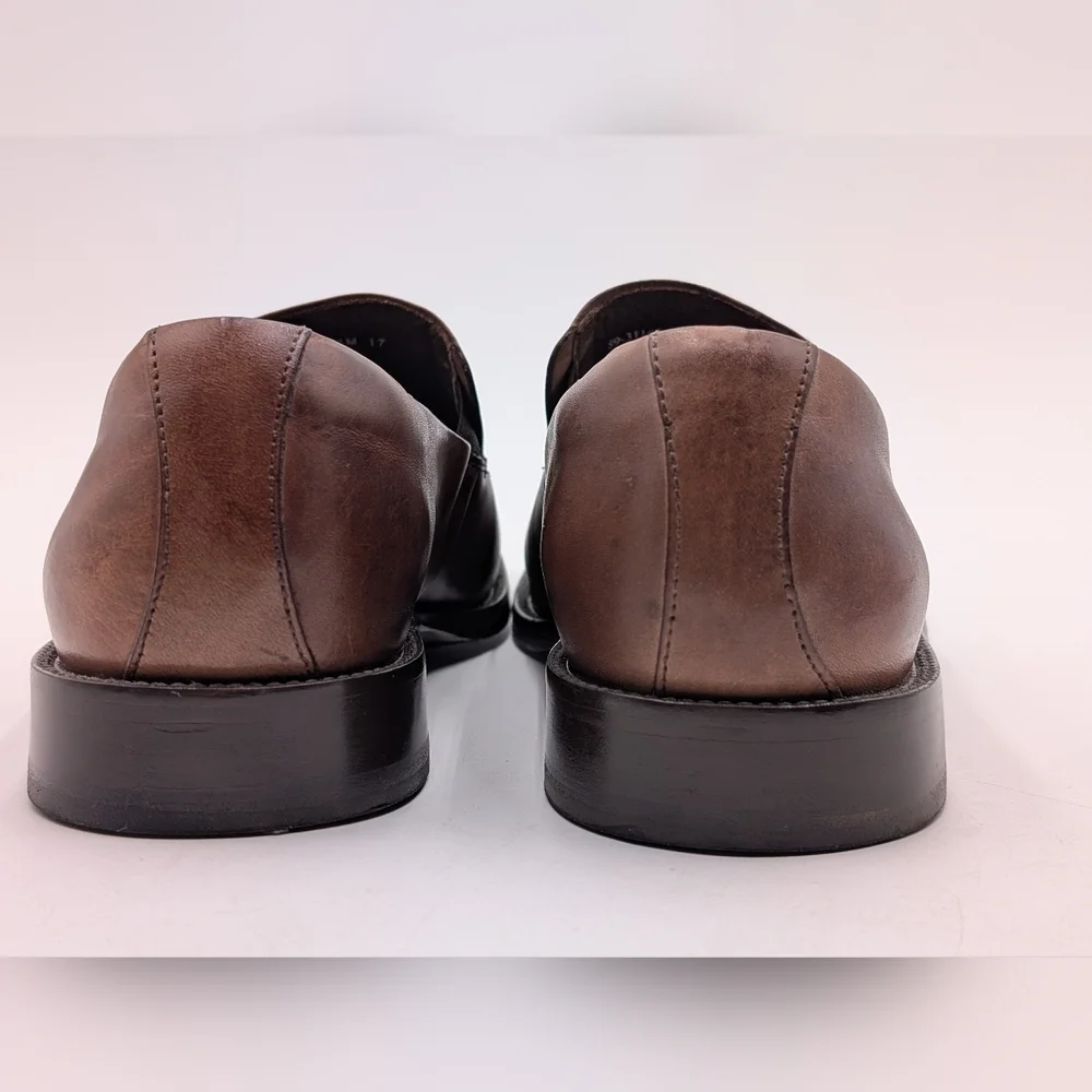 Johnston & Murphy Size 10.5M Classic Brown Genuine Leather Loafers Elastic Gore